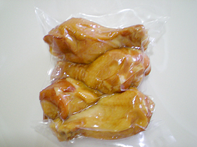 国産若鶏スモークチキン（手羽元）